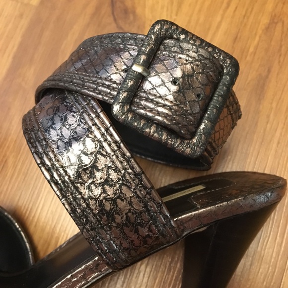 Max Studio Snakeskin Heels - Picture 5 of 8